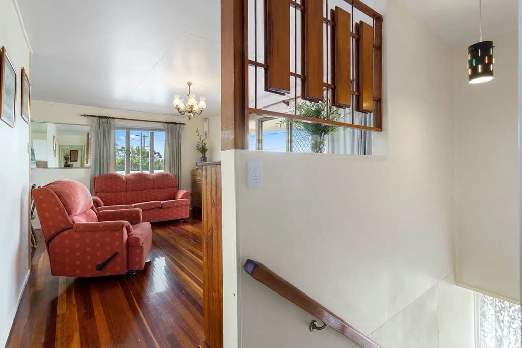283 South Station Road, Raceview, QLD, 4305, Raceview - Thumbnail 2