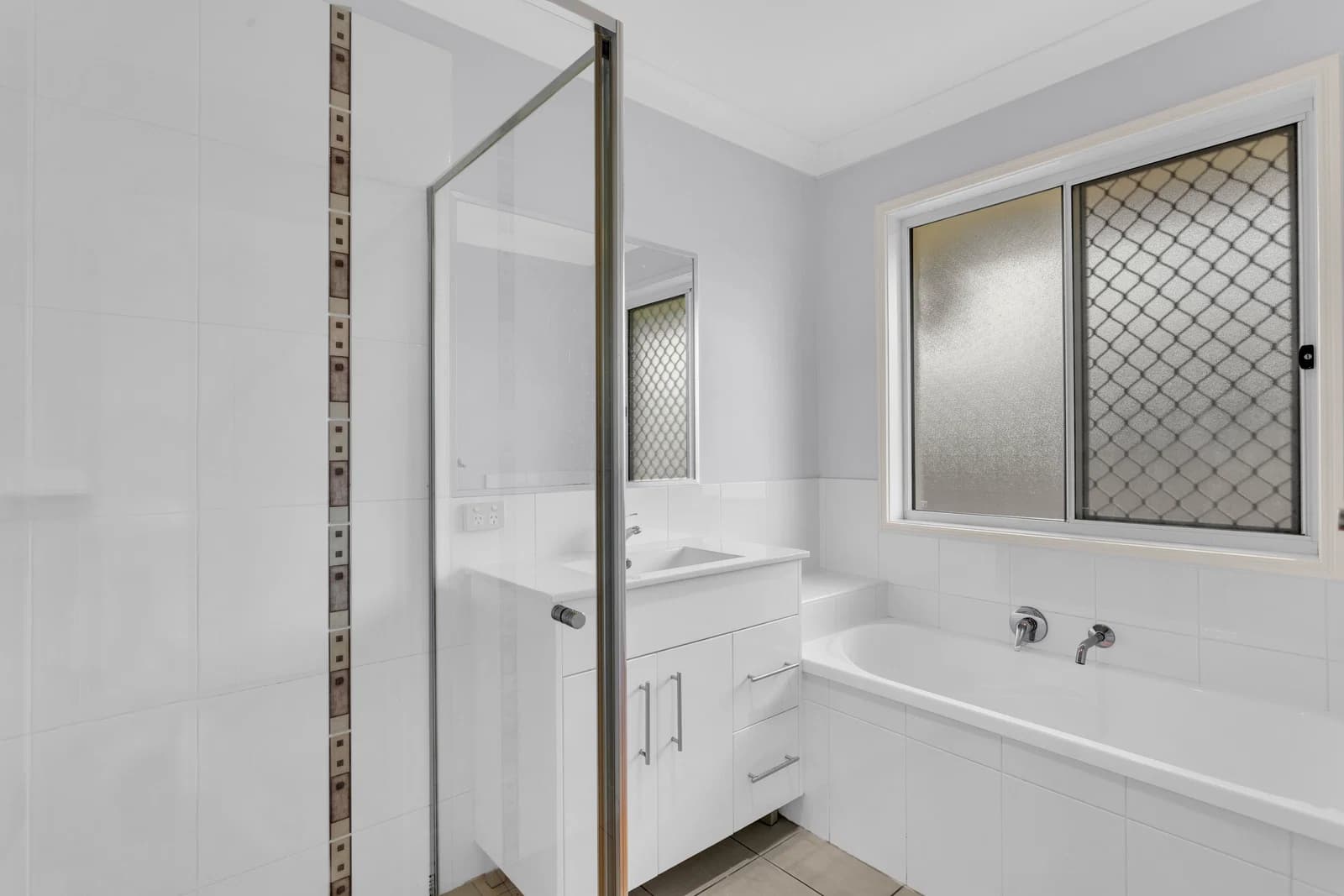 11 Biella Court, Leichhardt, QLD, 4305, Leichhardt - Thumbnail 8