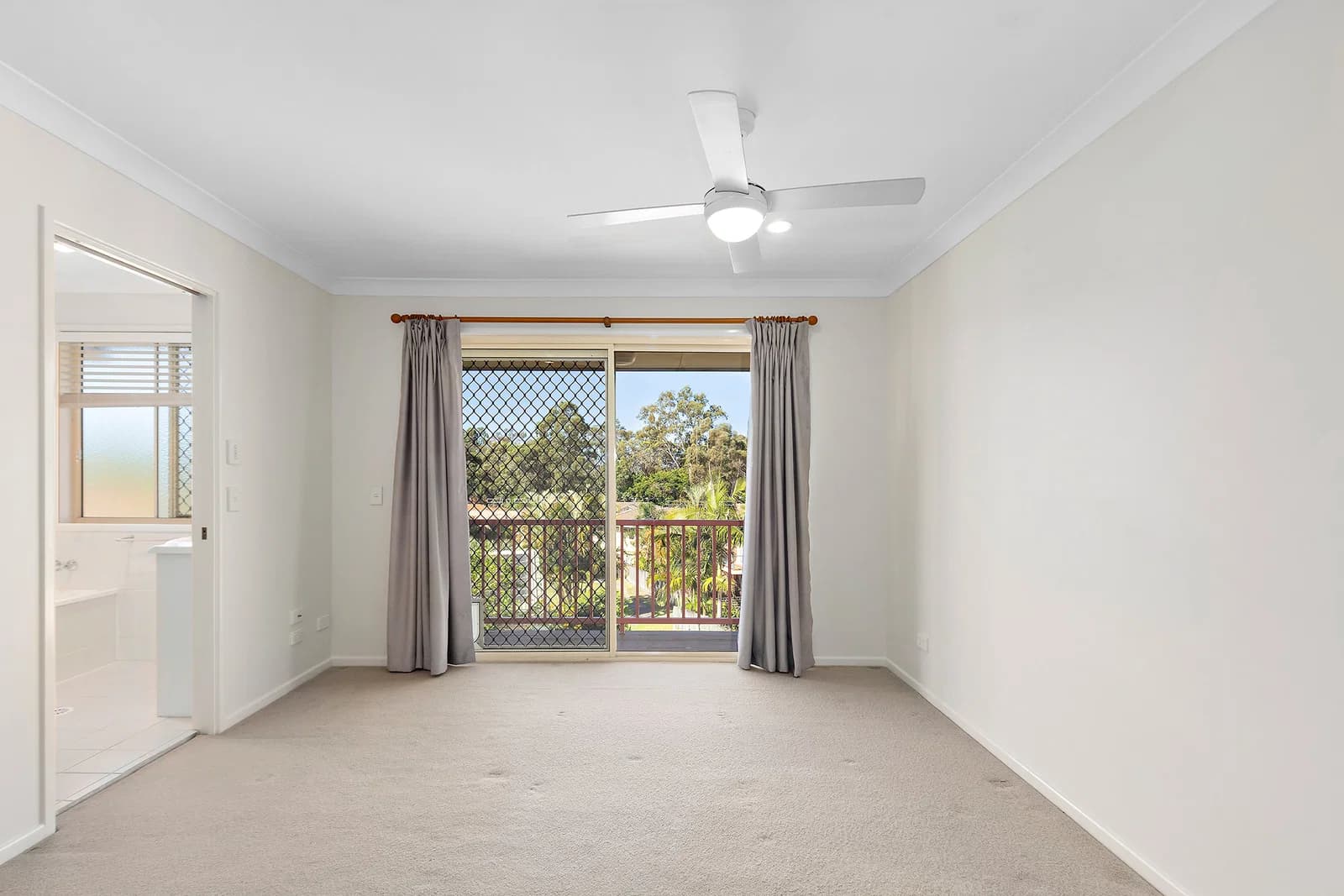 29/21 Leviathan Drive, Mudgeeraba, QLD, 4213, Mudgeeraba - Thumbnail 2