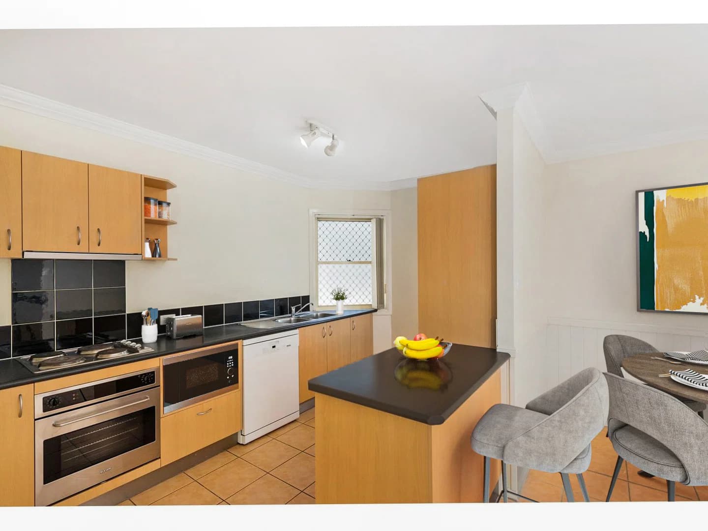 2/34 Beverley Street Morningside QLD 4170, Morningside - Thumbnail 3