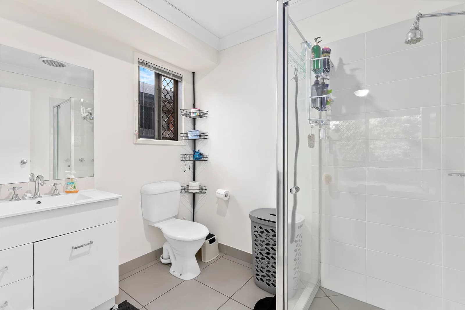 14 Cornelia Street, Leichhardt, QLD, 4305, Leichhardt - Thumbnail 6
