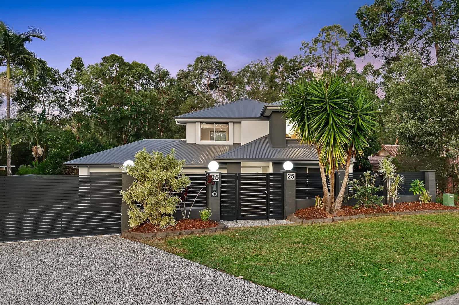 25 Woollahra Place, Forest Lake, QLD, 4078, Forest Lake - Thumbnail 2