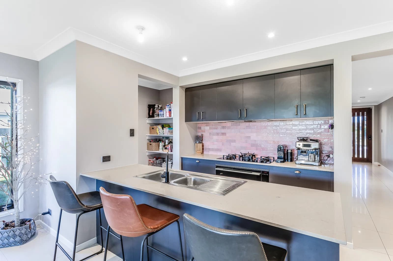 27 Margaret Street Beachmere QLD 4510, Beachmere - Thumbnail 6