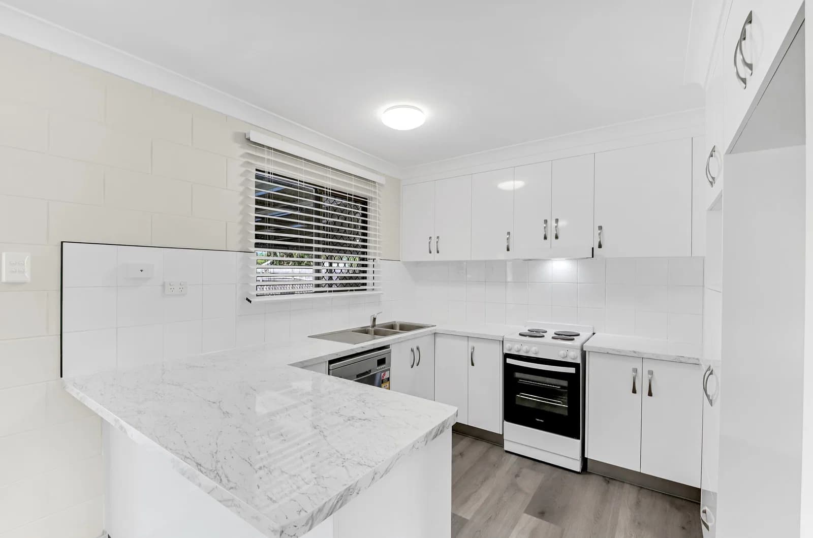 14 Tait Street, Kelso, QLD, 4815, Kelso - Thumbnail 2