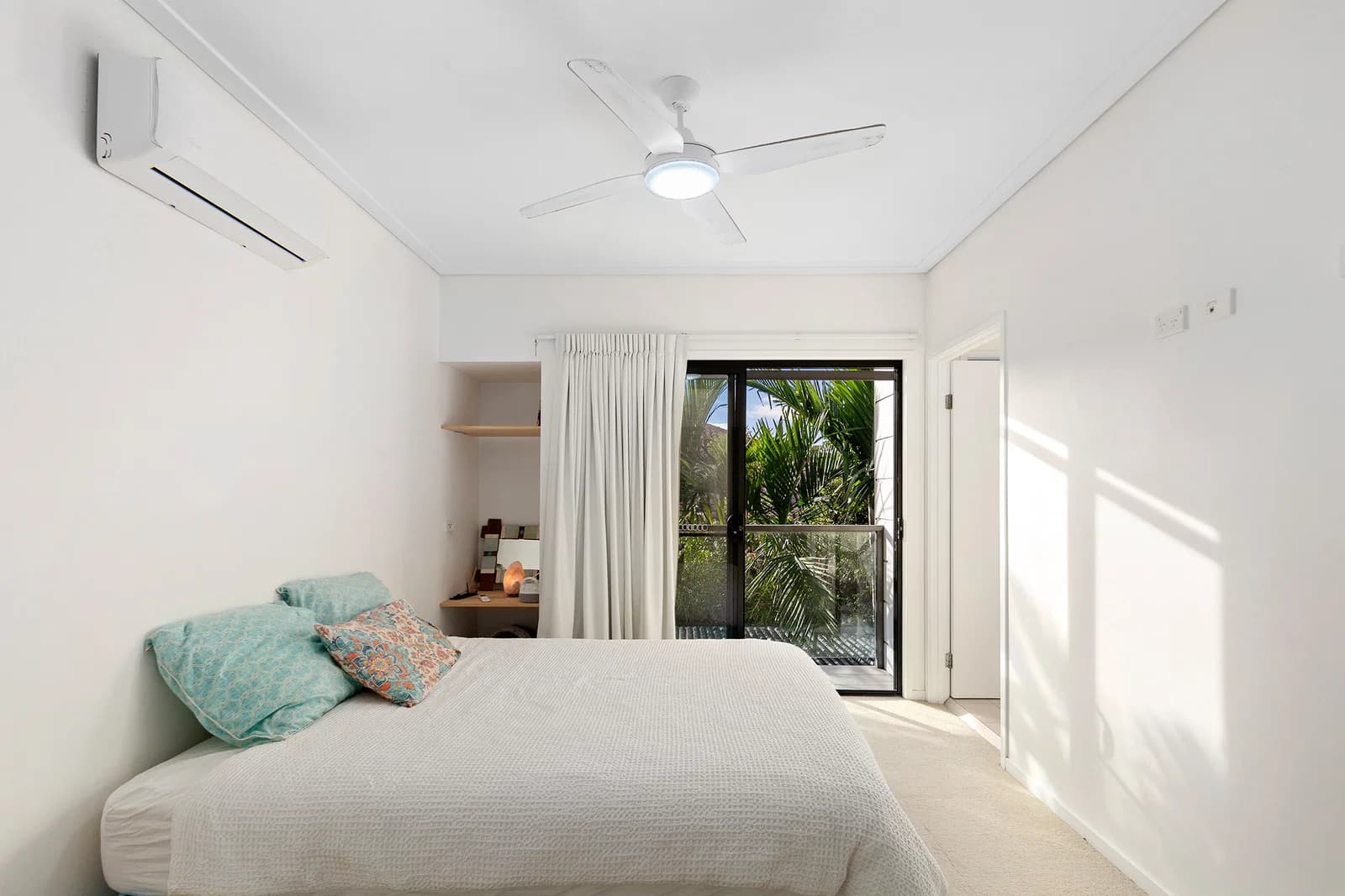 27/2 The Gardenway, Robina, QLD, 4226, Robina - Thumbnail 2