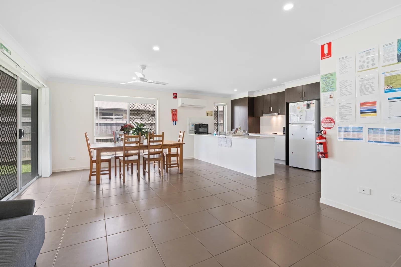 70 Grahams Road, Strathpine, QLD, 4500, Strathpine - Thumbnail 7