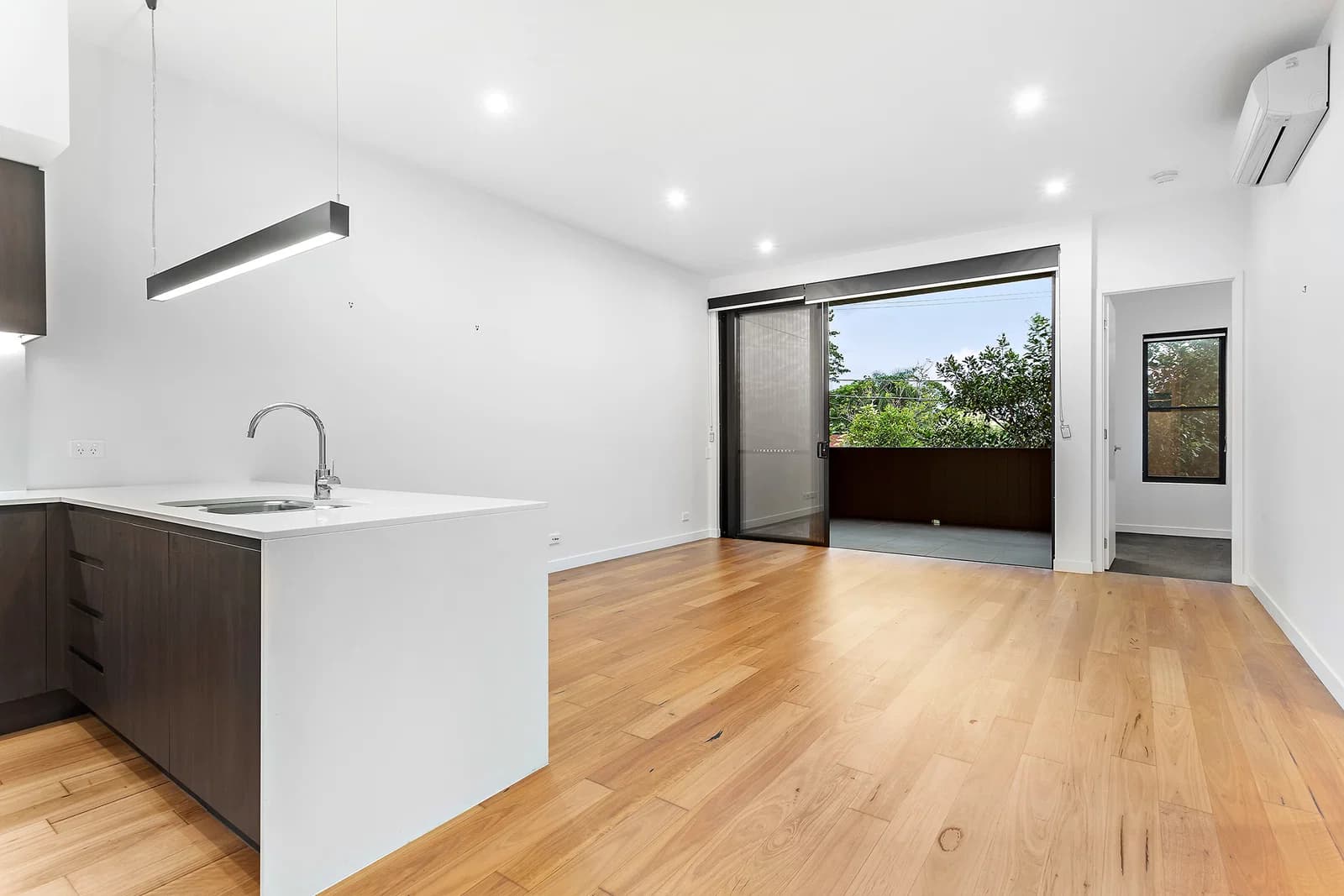204/133 Clarence Road Indooroopilly QLD 4068, Indooroopilly - Thumbnail 2