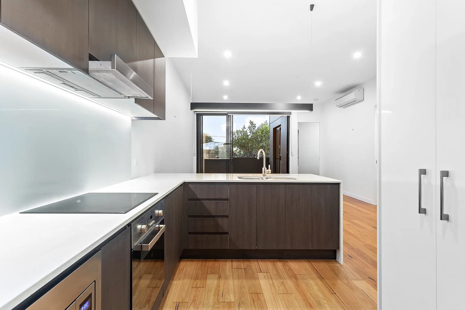 204/133 Clarence Road Indooroopilly QLD 4068, Indooroopilly - Thumbnail 4