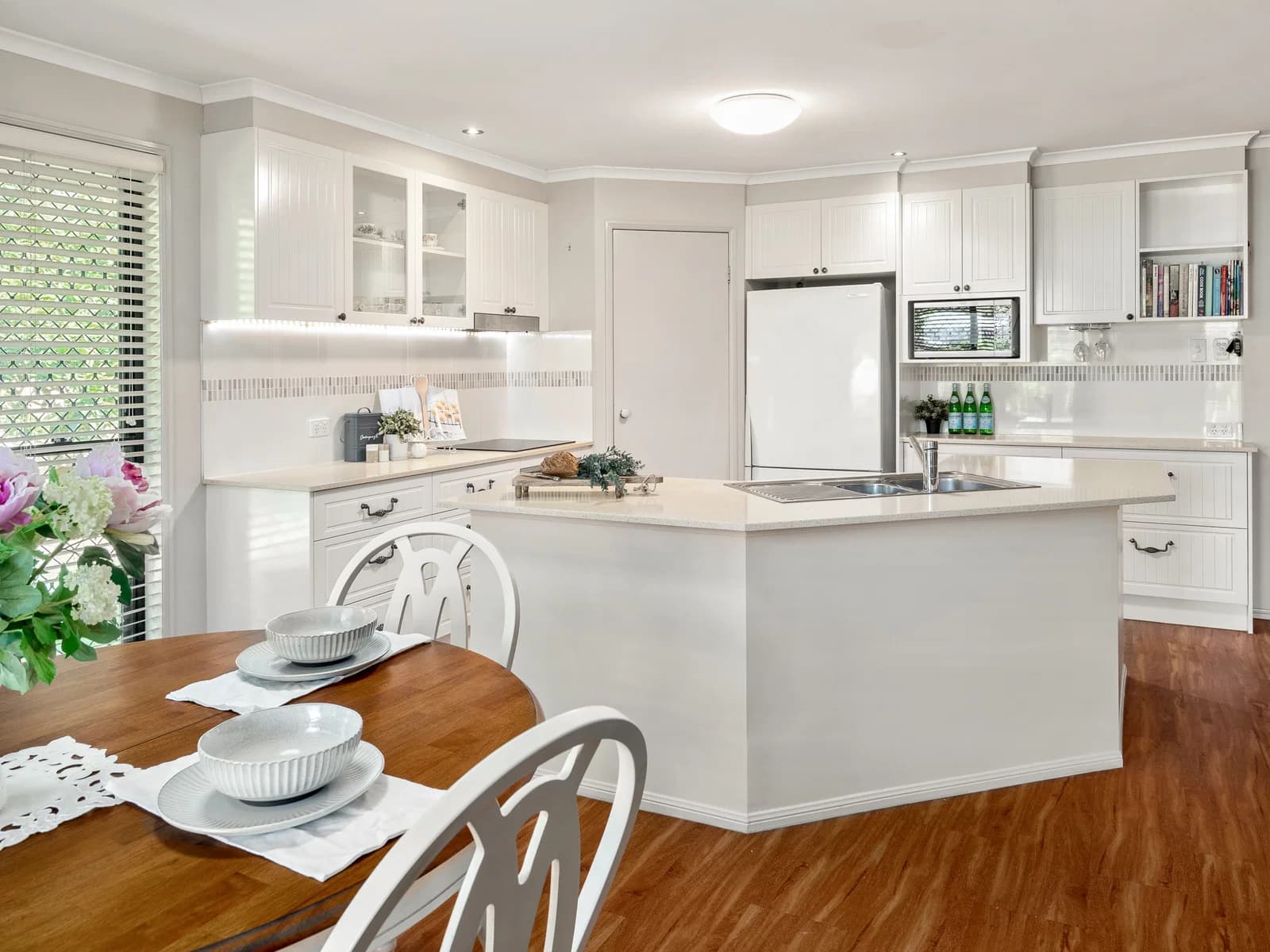2 Bowerbird Court, Cashmere, QLD, 4500, Cashmere - Thumbnail 2
