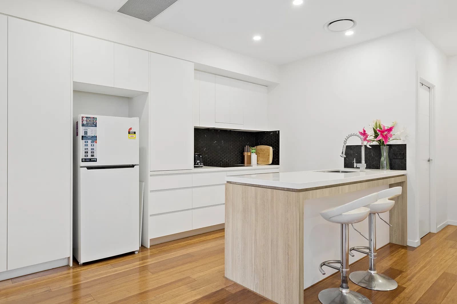 7/166 Norman Avenue, Norman Park, QLD, 4170, Norman Park - Image 1