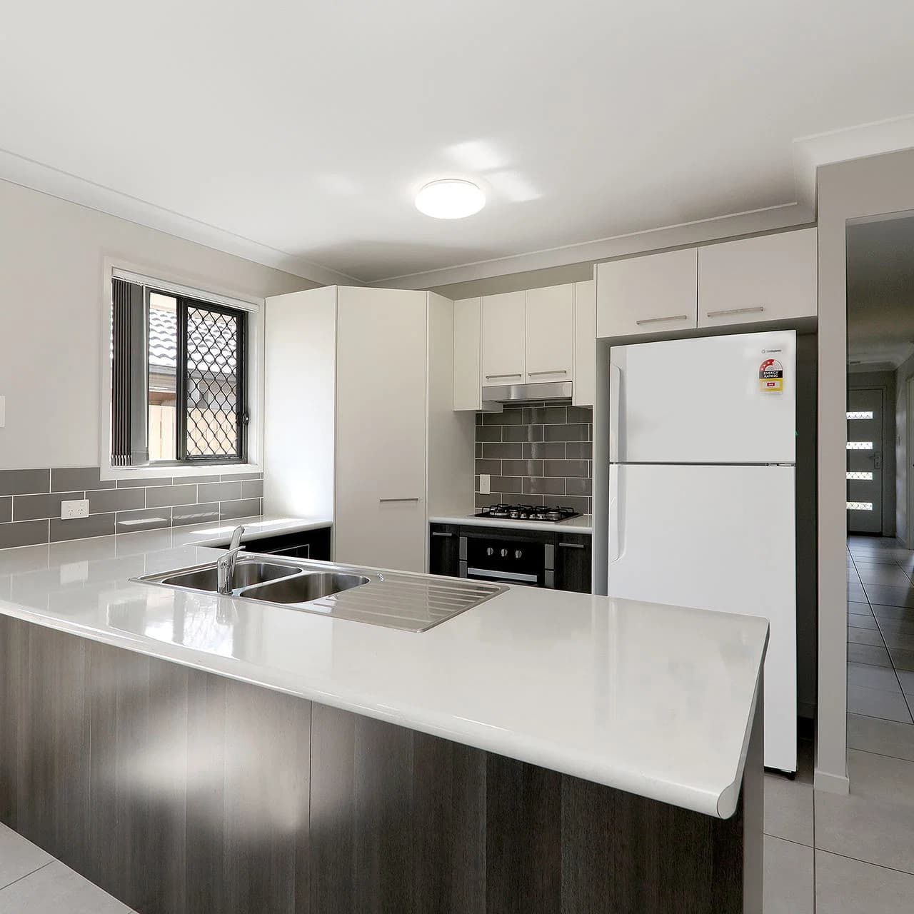 26 Mount Huntley Street, Park Ridge, QLD, 4125, Park Ridge - Thumbnail 2
