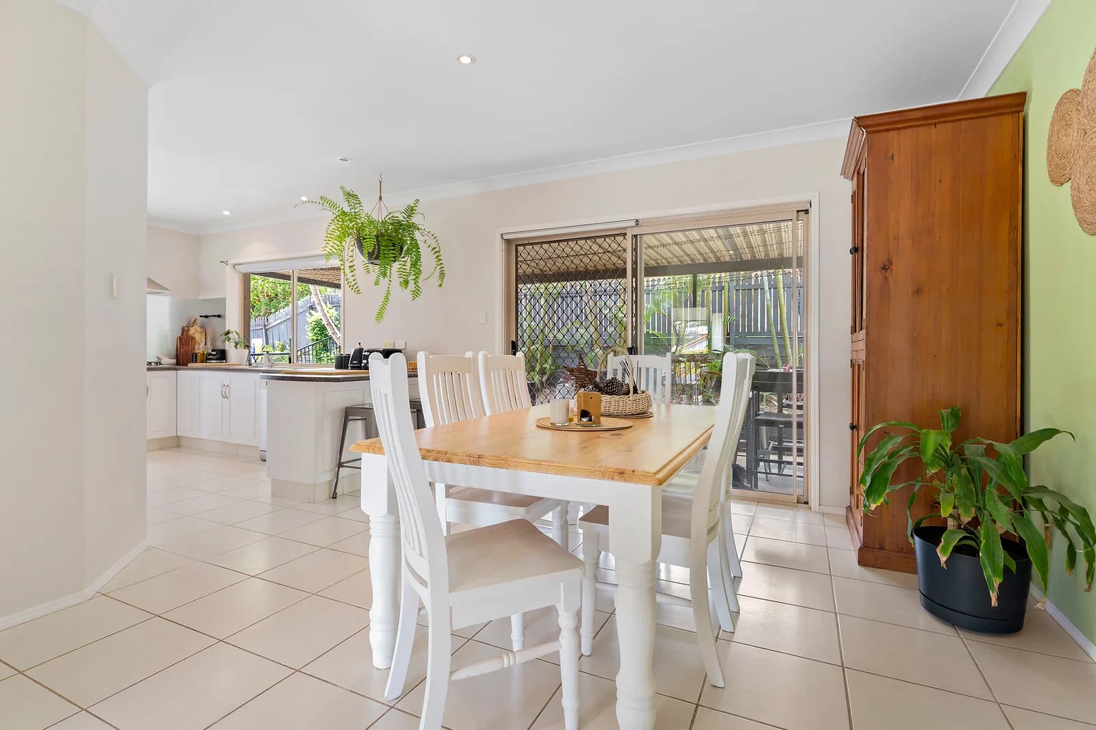 5 Peter Senior Court, Parkwood, QLD, 4214, Parkwood - Thumbnail 6