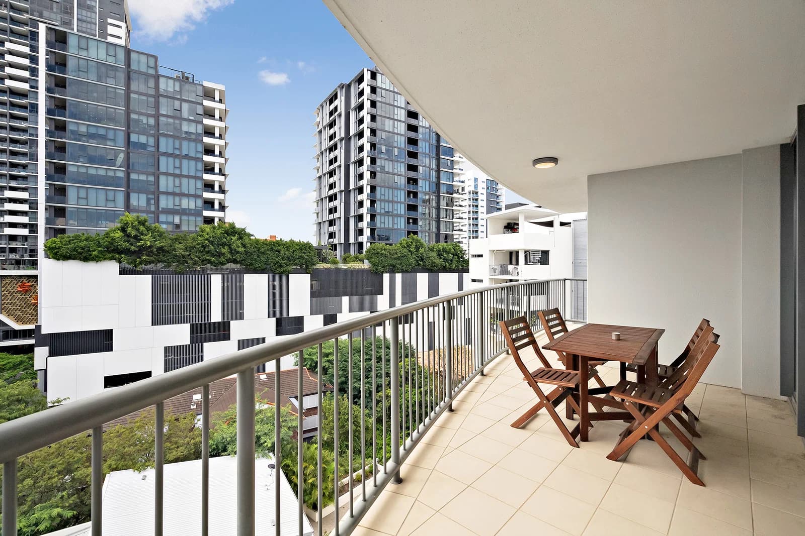 1084/18 Manning Street, Milton, QLD, 4064, Milton - Thumbnail 4