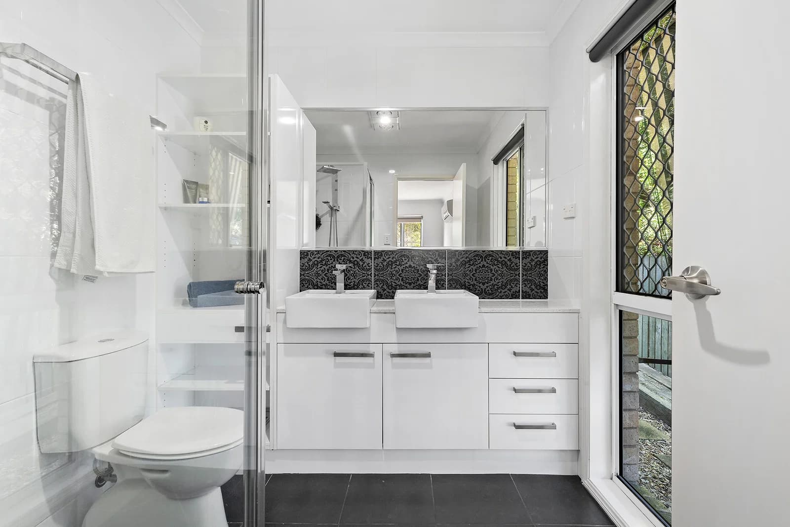 32 Wattlebird Street, Mango Hill, QLD, 4509, Mango Hill - Thumbnail 8