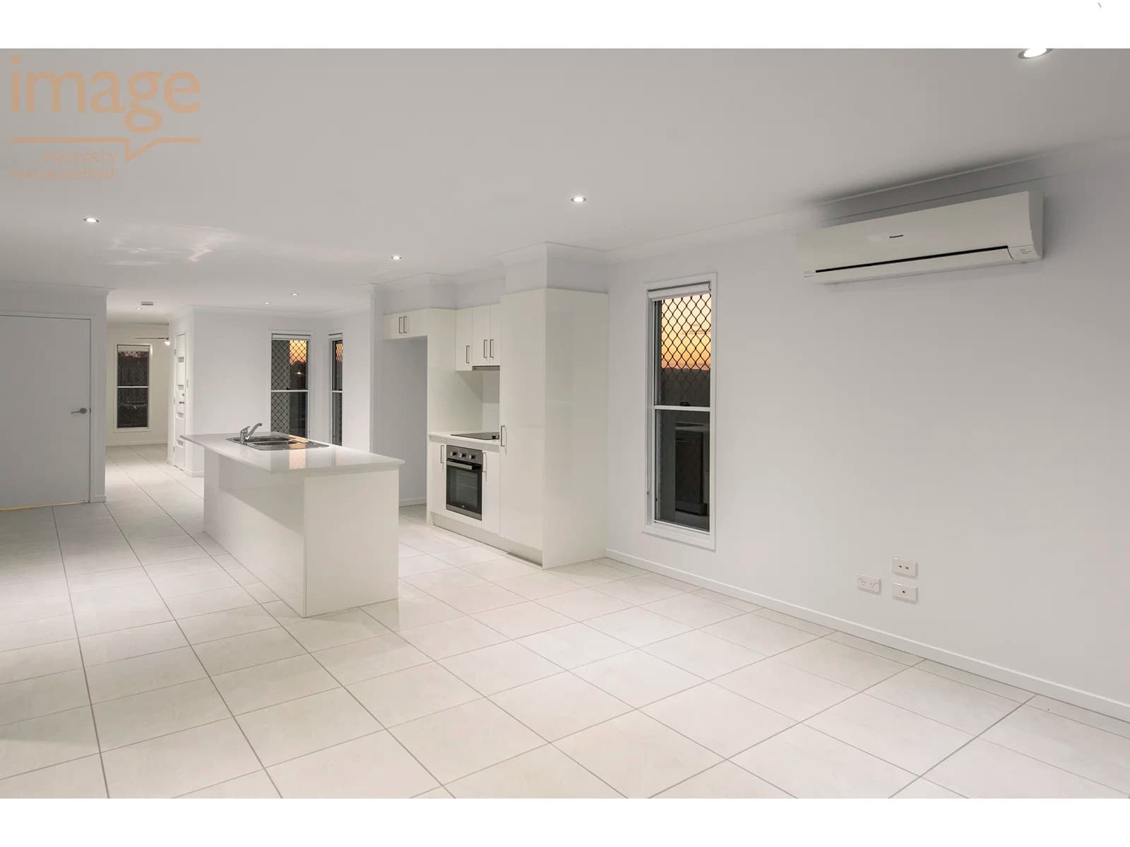 14 Archer Crescent, Redbank Plains, QLD, 4301, Redbank Plains - Thumbnail 5