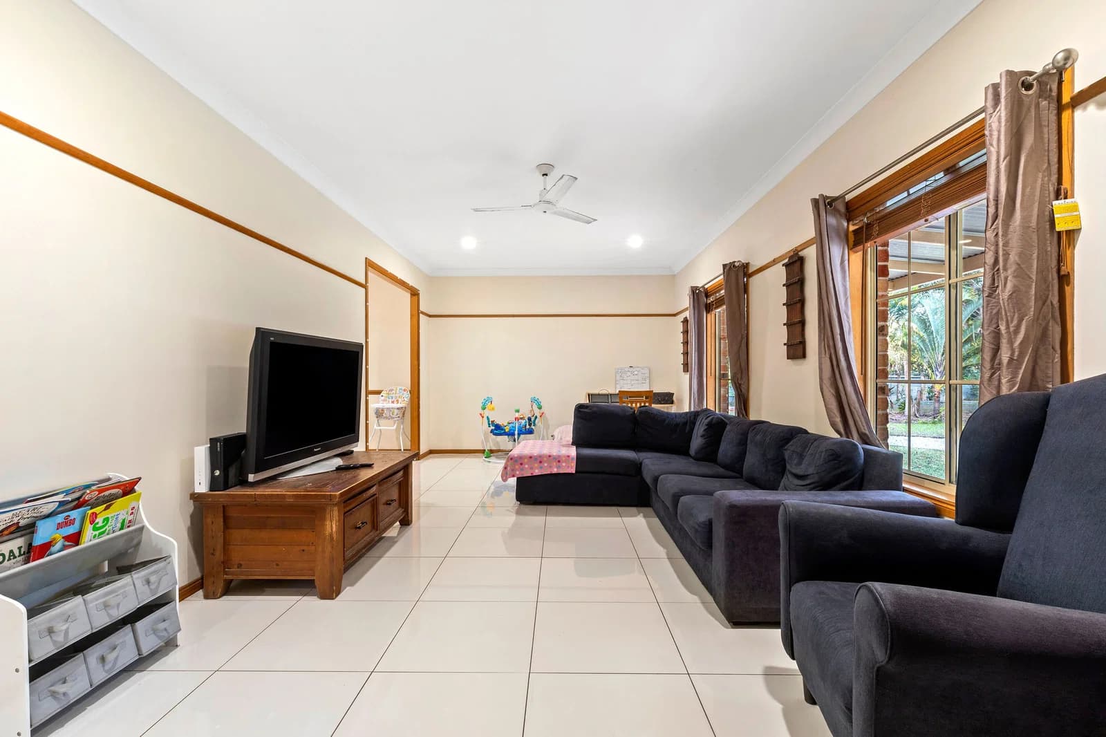 22 Riverview Court, Mooloolah Valley, QLD, 4553, Mooloolah Valley - Thumbnail 5