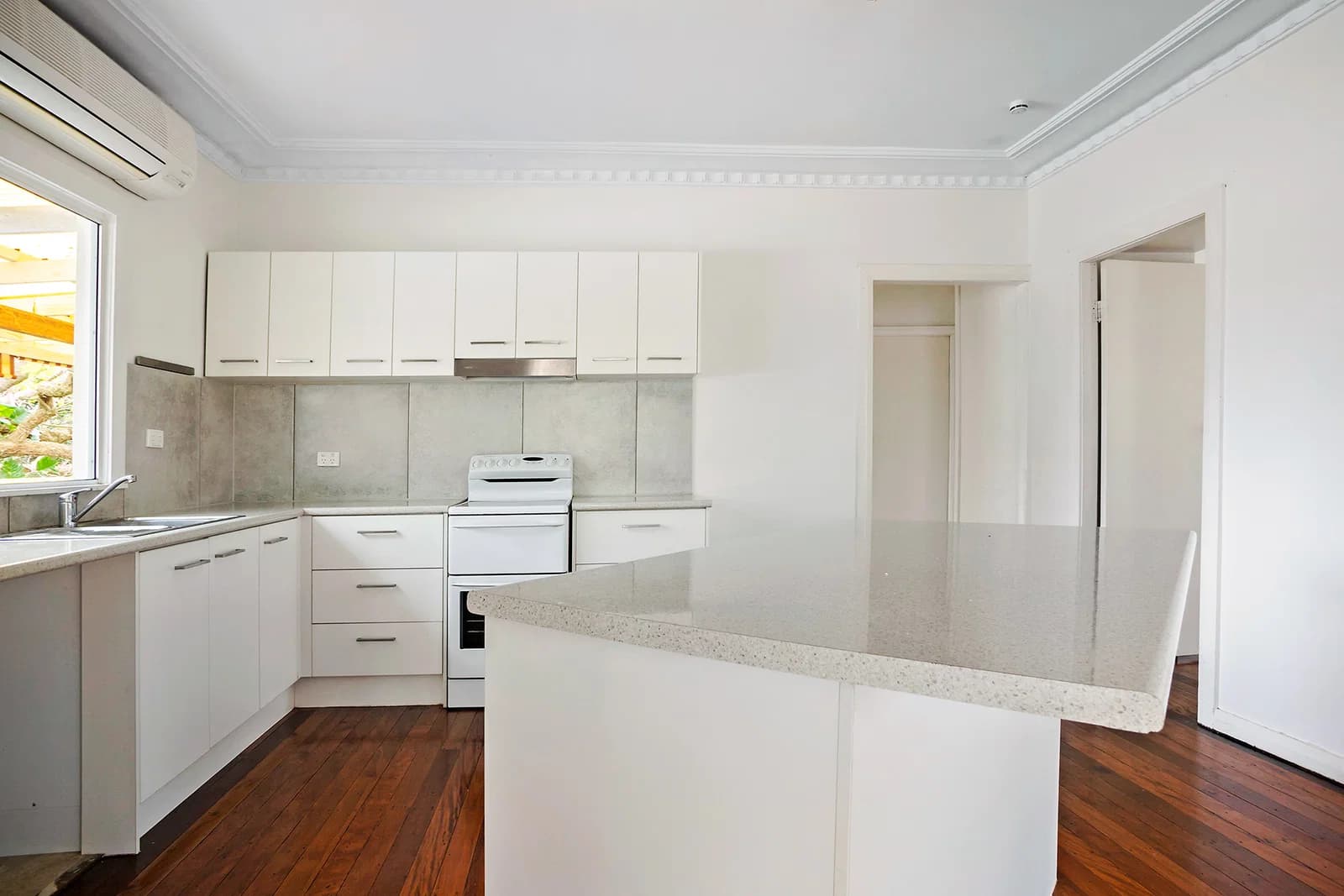 17 Mount Pleasant Road Nambour QLD 4560, Nambour - Thumbnail 2