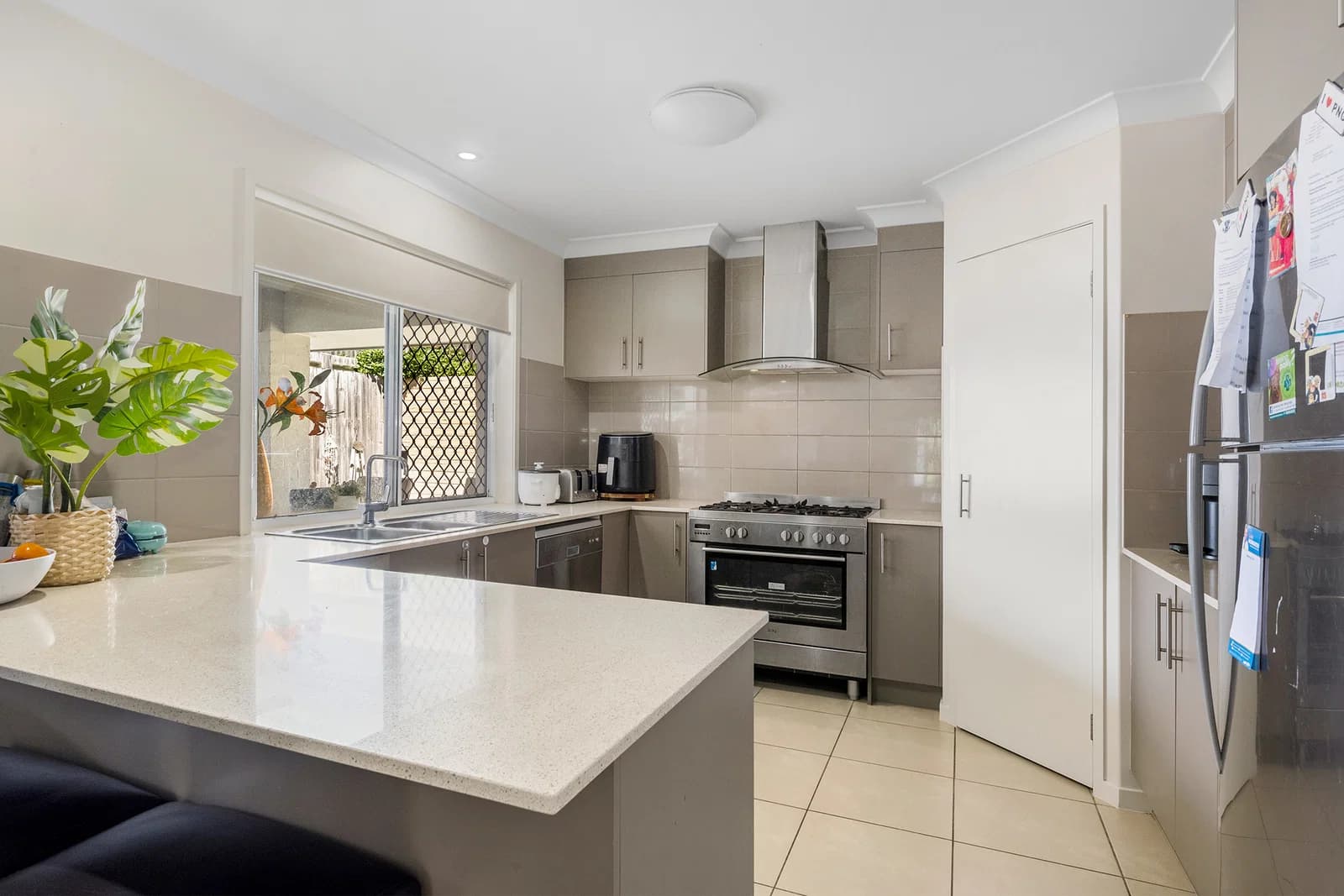 24 Thirlmere Street, North Lakes, QLD, 4509, North Lakes - Thumbnail 2