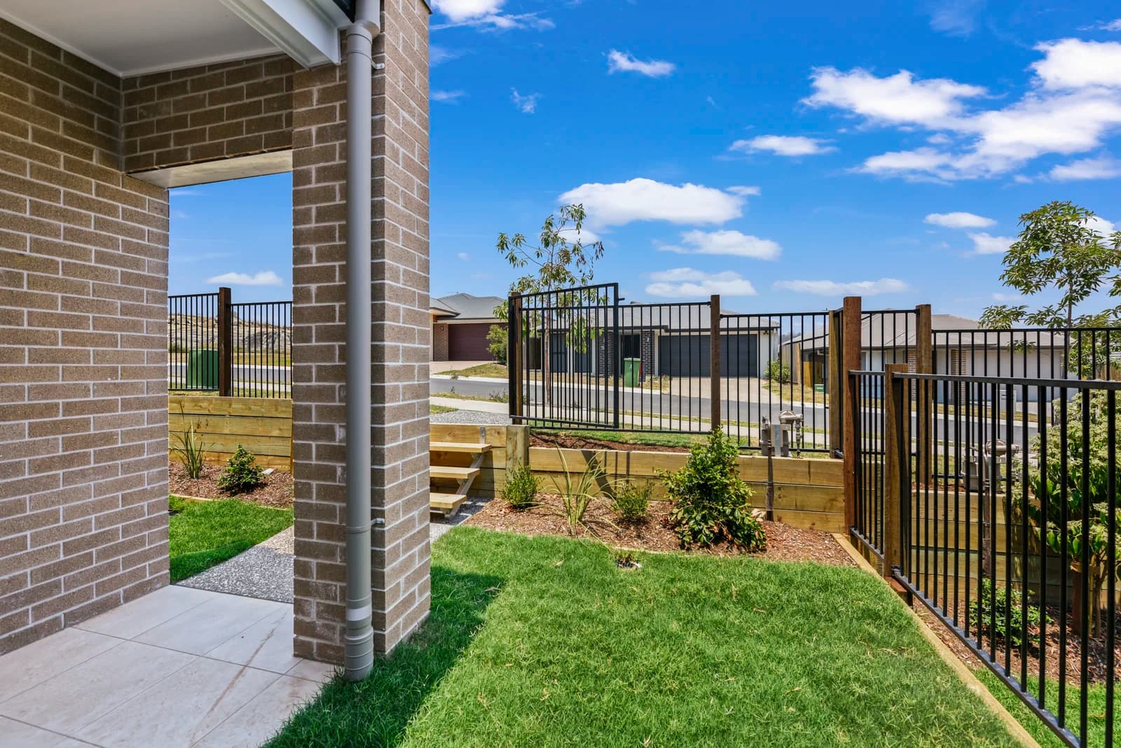 6 Freycinet Lane, South Ripley, QLD, 4306, South Ripley - Thumbnail 2