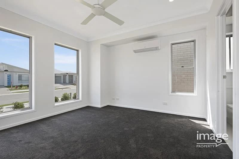 29 Meadows Boulevard, Strathpine, QLD, 4500, Strathpine - Thumbnail 5