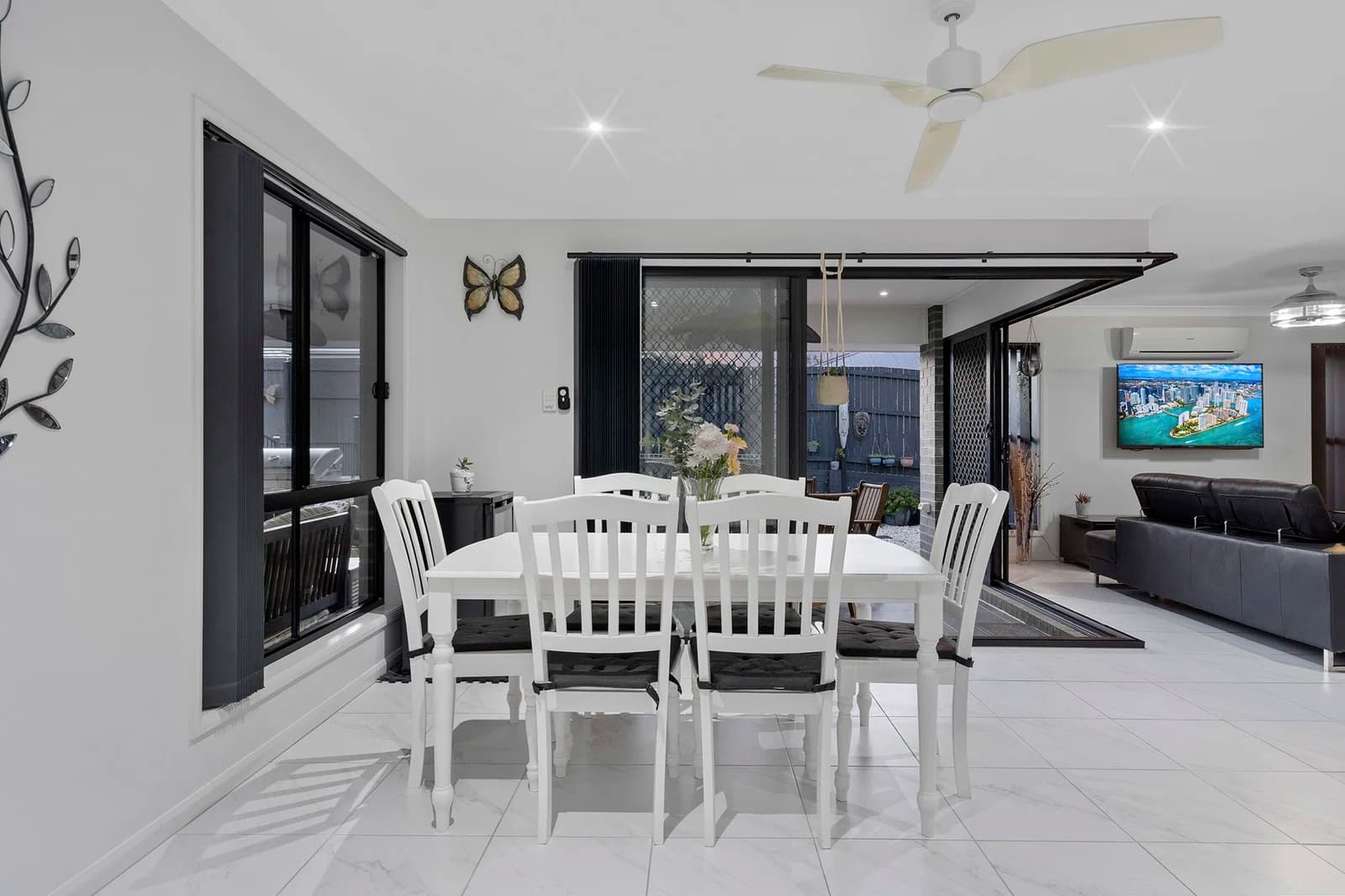 17 Pinehill Street, Yarrabilba, QLD, 4207, Yarrabilba - Thumbnail 5