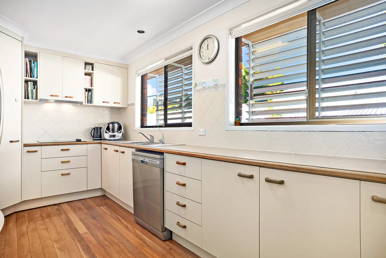 126 Roderick Street, Moffat Beach, QLD, 4551, Moffat Beach - Thumbnail 7
