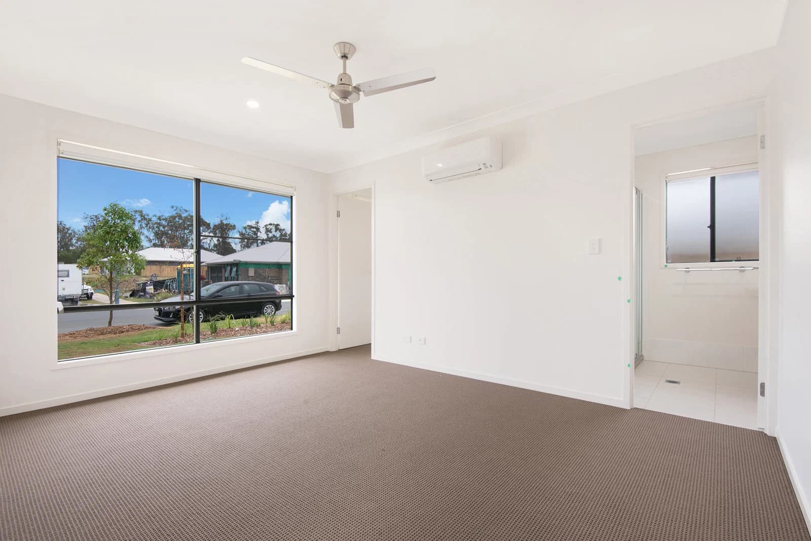 32 Wallace Street, Walloon, QLD, 4306, Walloon - Thumbnail 8