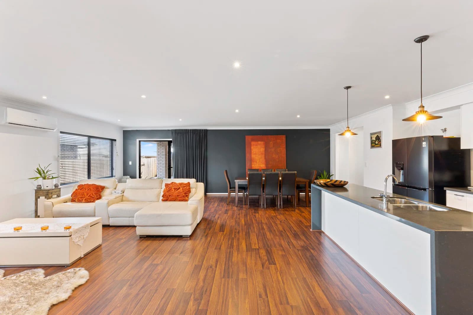 52 Wallace Street, Walloon, QLD, 4306, Walloon - Thumbnail 2