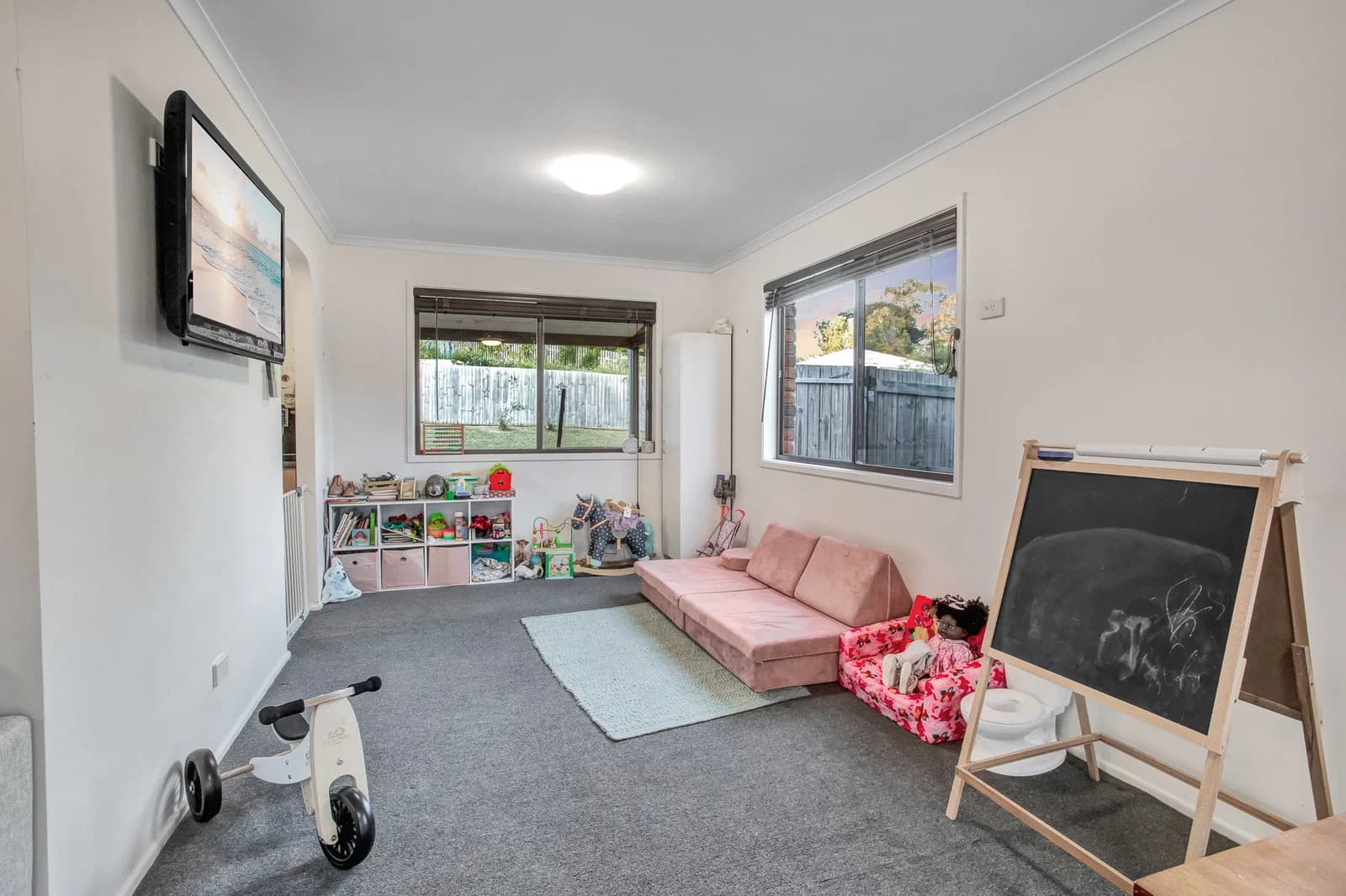 2 Rue Montaigne, Petrie, QLD, 4502, Petrie - Thumbnail 6