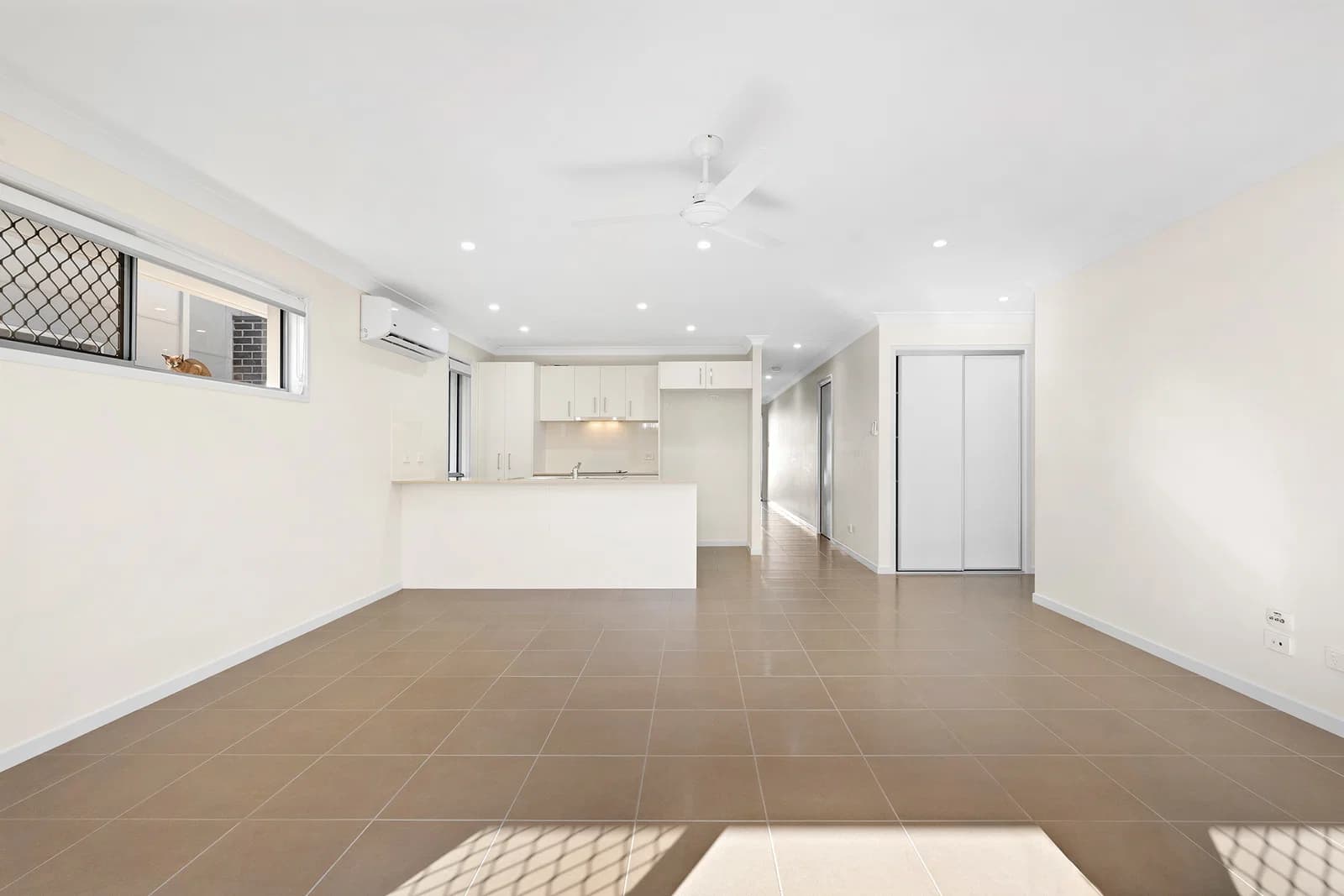 16 Isla Close Mango Hill QLD 4509, Mango Hill - Thumbnail 2
