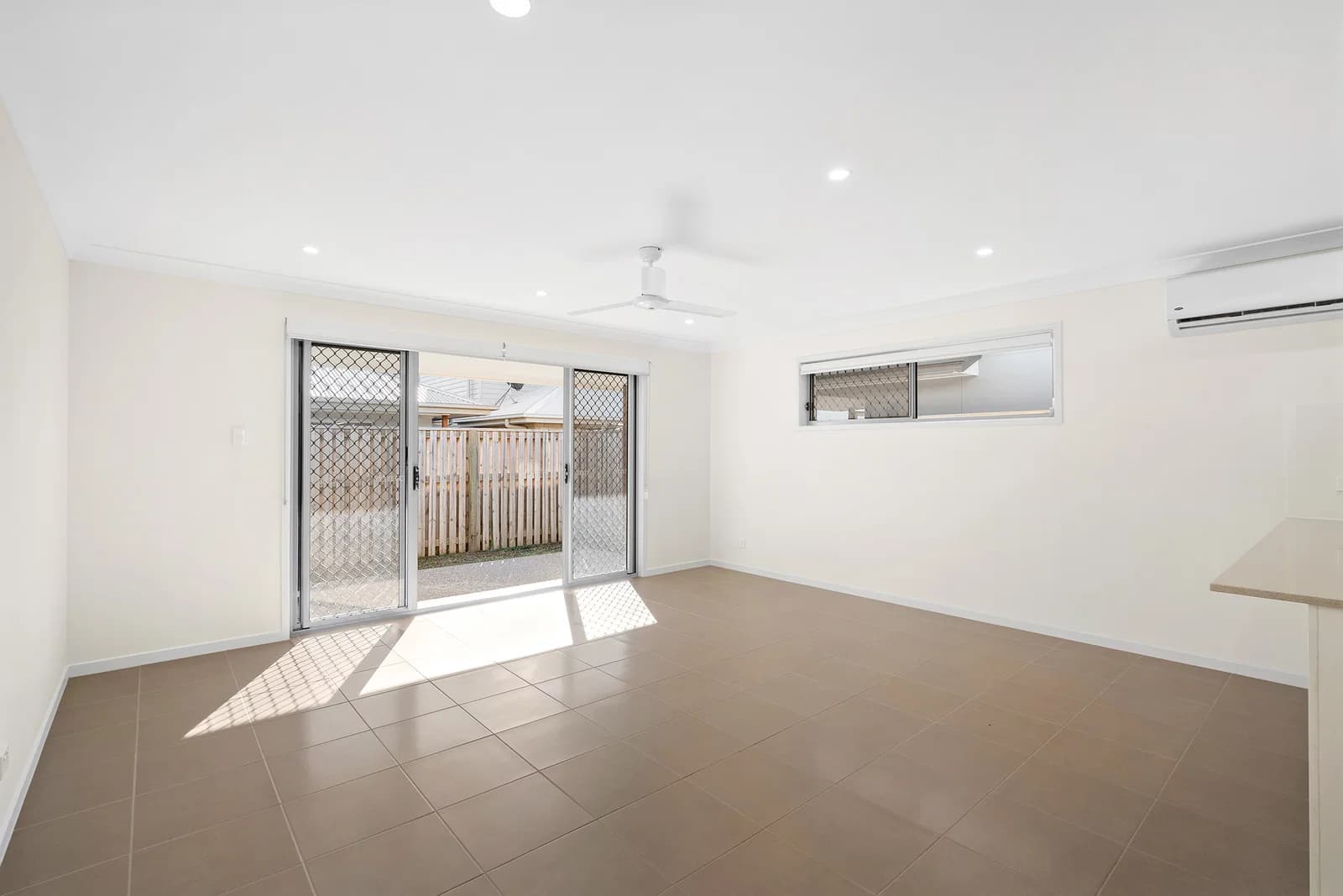 16 Isla Close Mango Hill QLD 4509, Mango Hill - Thumbnail 4