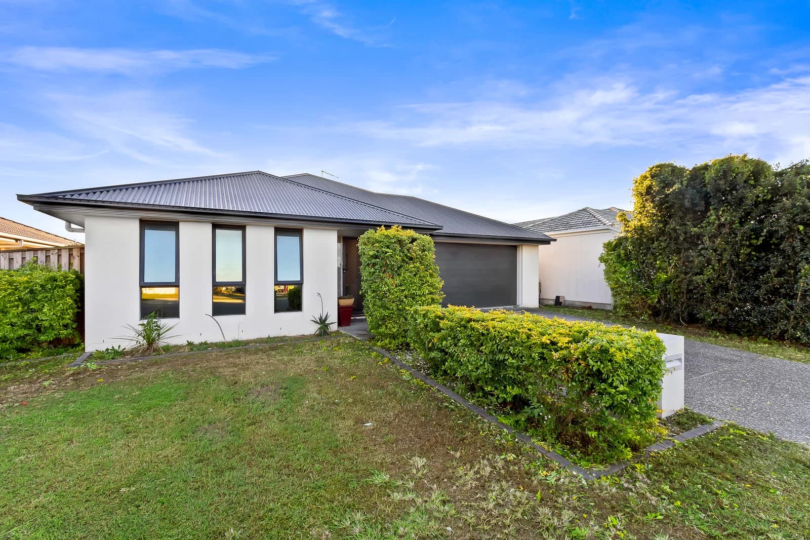 16 Wicker Road, Park Ridge, QLD, 4125, Park Ridge - Thumbnail 2