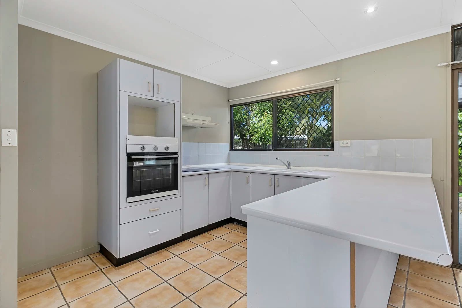 11 Furness Drive, Tewantin, QLD, 4565, Tewantin - Thumbnail 5