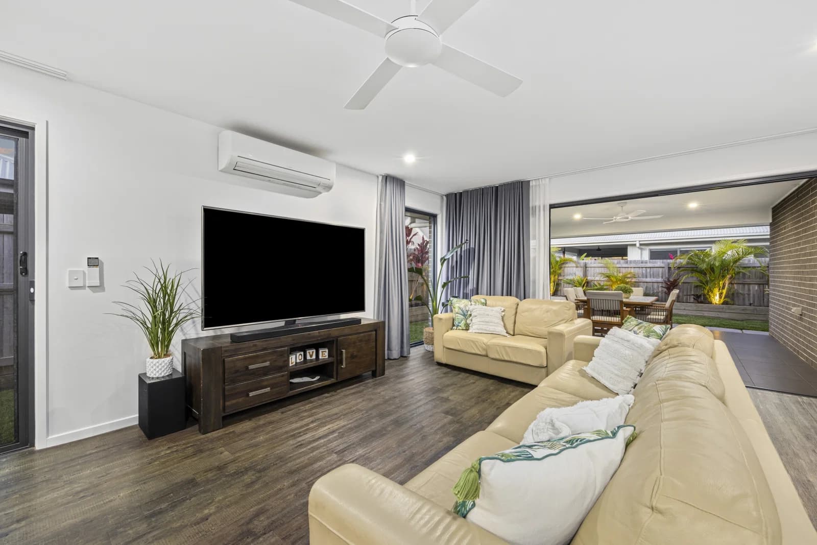 4 Wood Crescent, Baringa, QLD, 4551, Baringa - Thumbnail 2