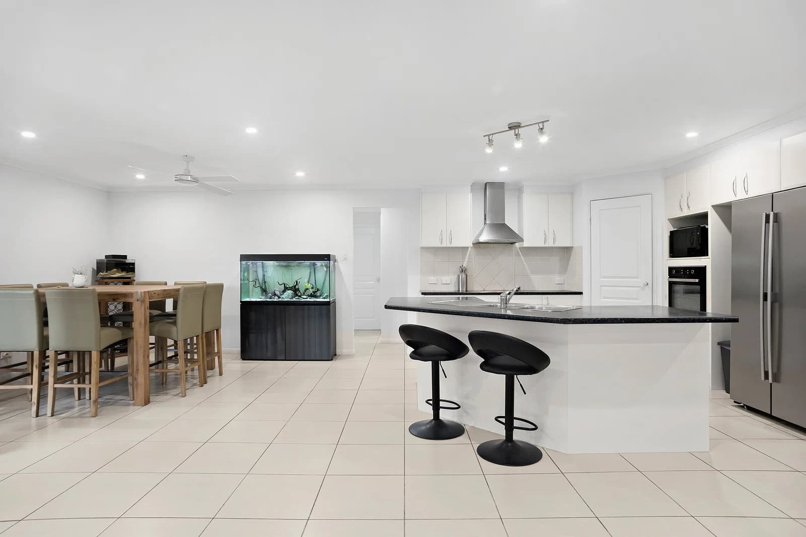 33 Riveroak Way, Sippy Downs, QLD, 4556, Sippy Downs - Thumbnail 3