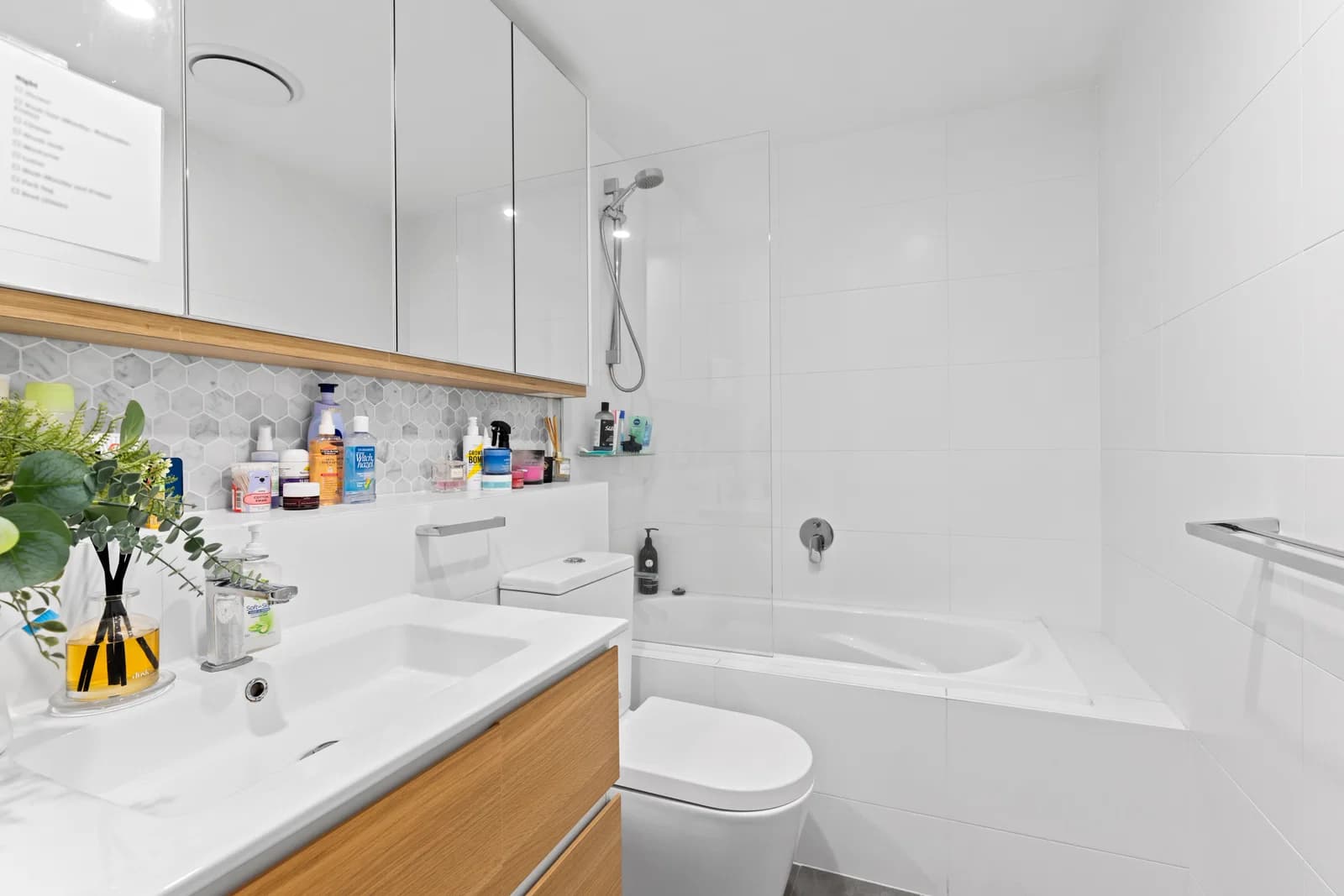 203/38 Andrews Street, Cannon Hill, QLD, 4170, Cannon Hill - Thumbnail 8