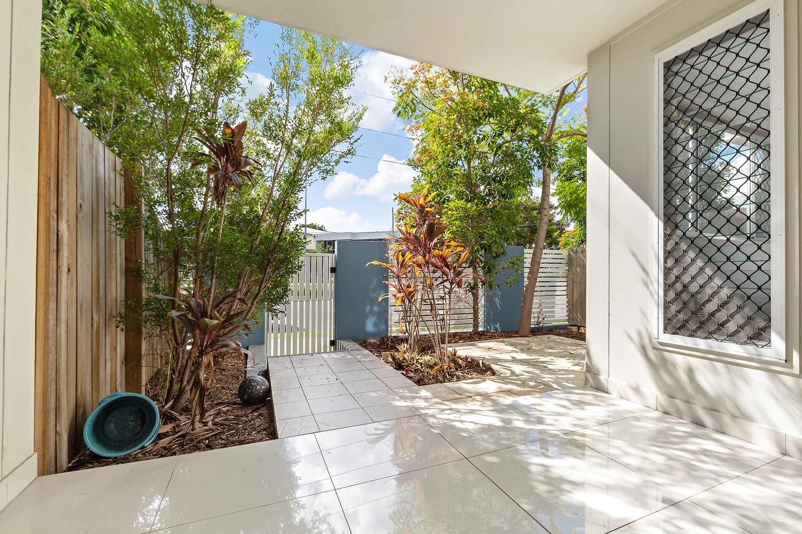 2/275 Cornwall Street, Greenslopes, QLD, 4120, Greenslopes - Thumbnail 3