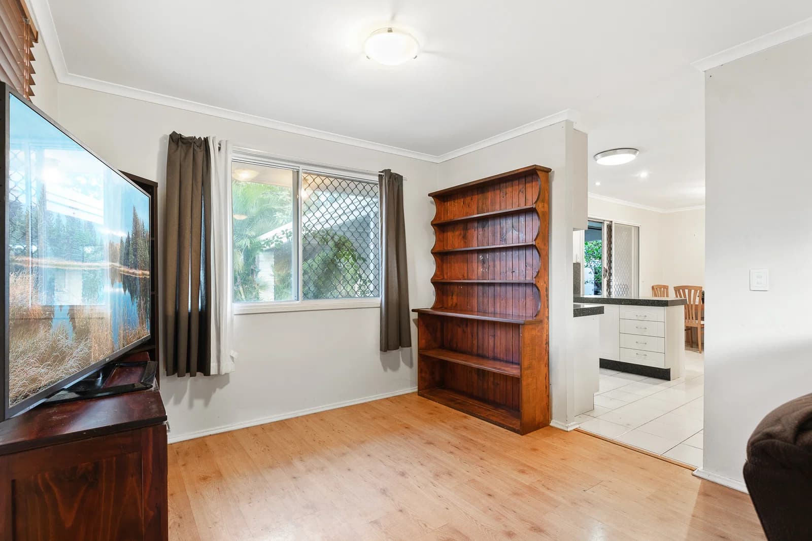 31 Voltaire Crescent, Petrie, QLD, 4502, Petrie - Thumbnail 6