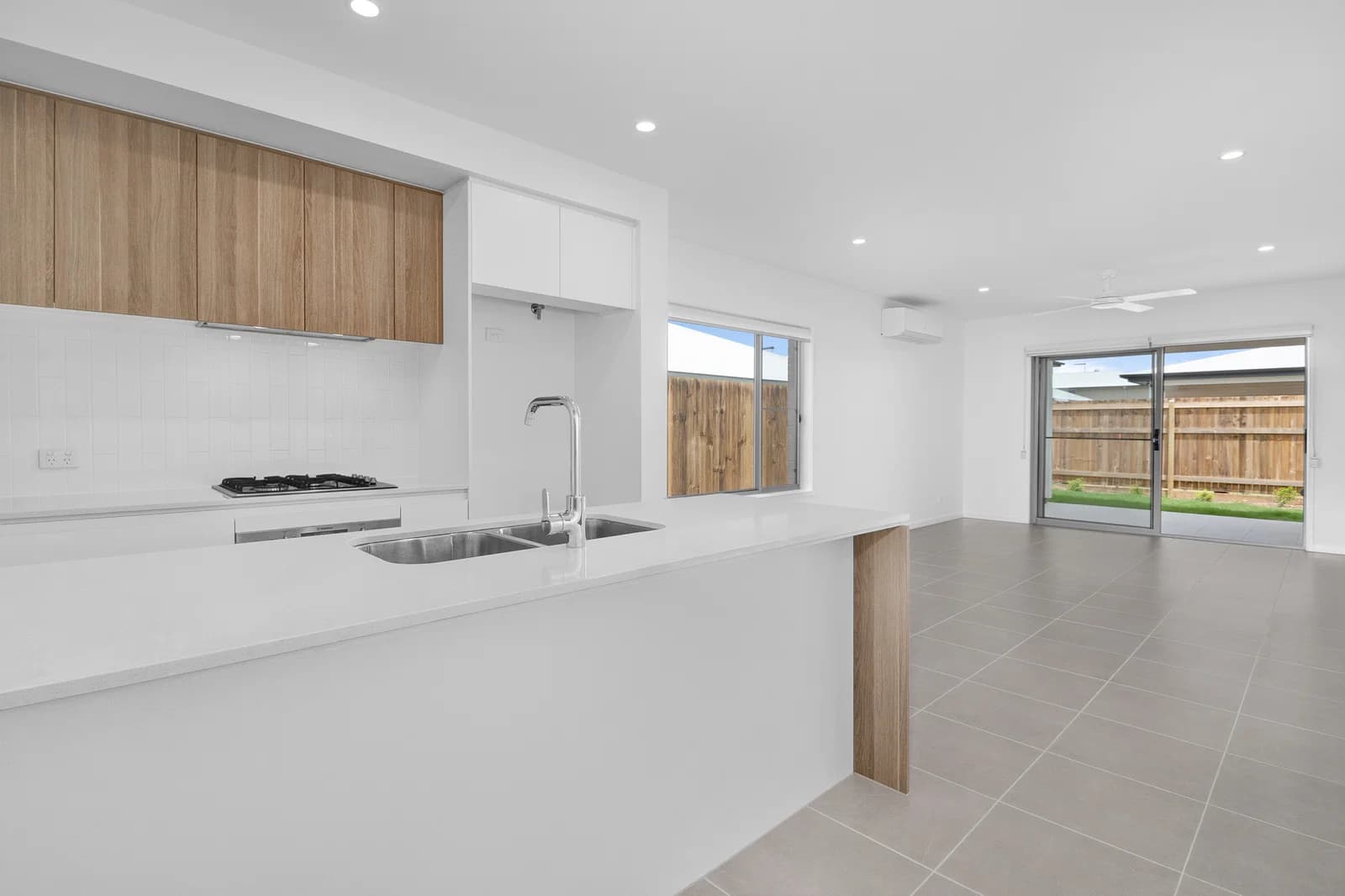 44 Mcconnell Esplanade Strathpine QLD 4500, Strathpine - Thumbnail 2