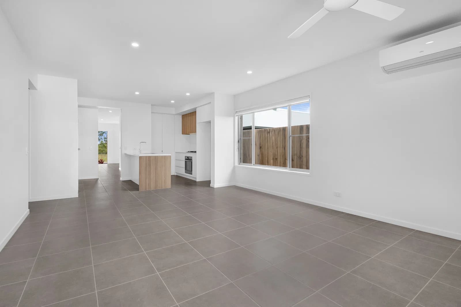 44 Mcconnell Esplanade Strathpine QLD 4500, Strathpine - Thumbnail 3