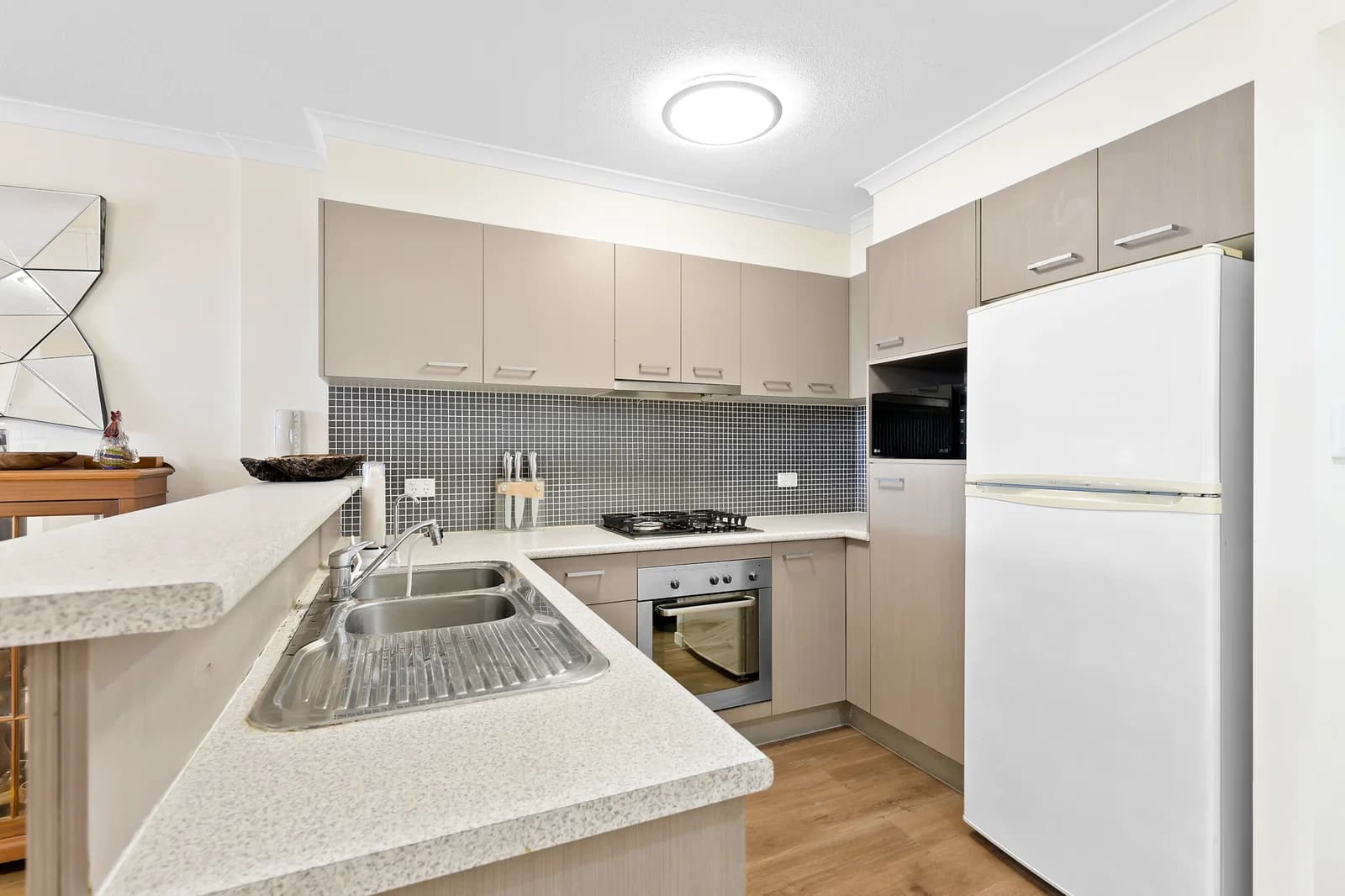 3/269 Nursery Road, Holland Park, QLD, 4121, Holland Park - Thumbnail 5