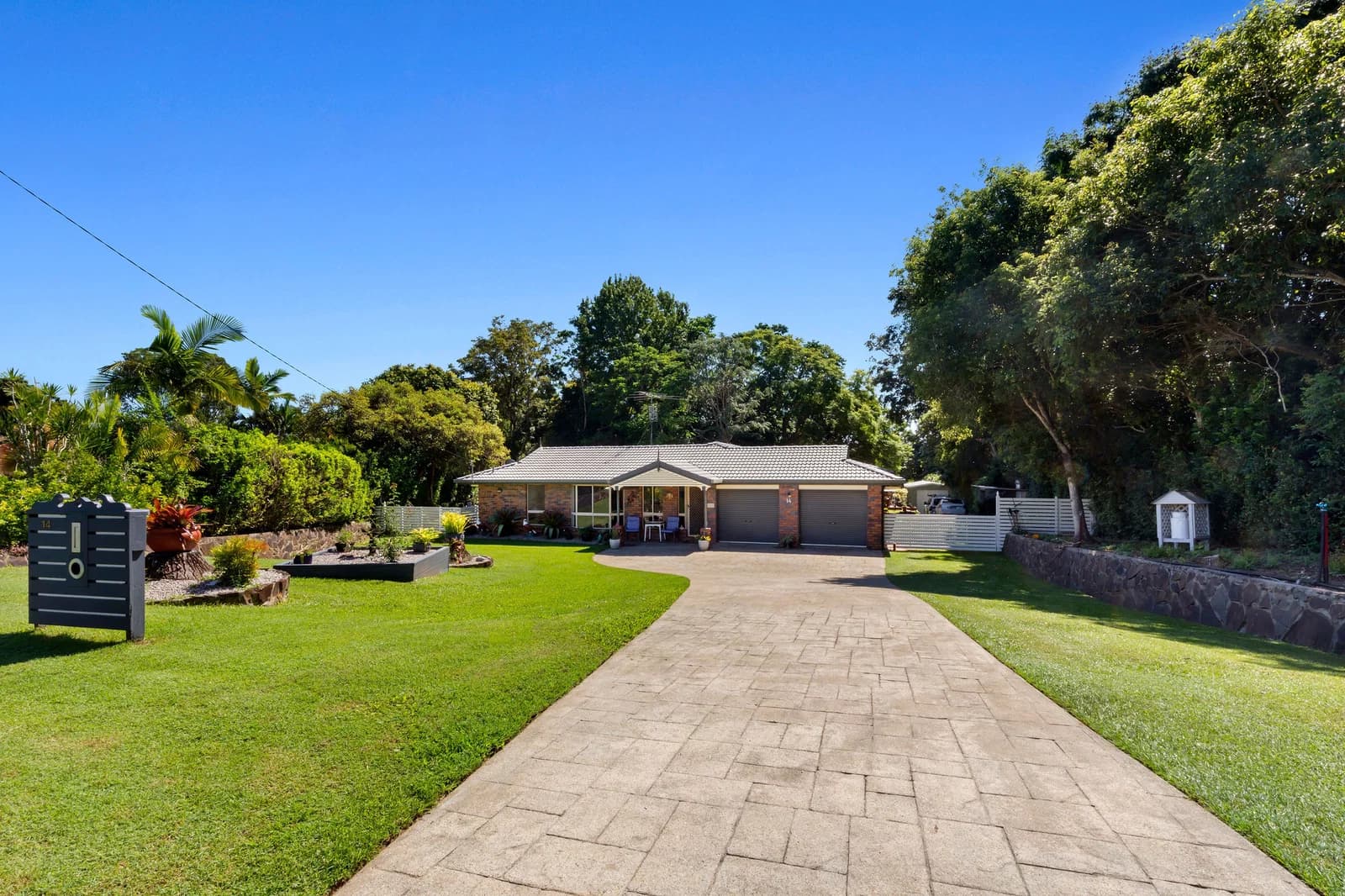 14 Ridgemount Place, Glass House Mountains, QLD, 4518, Glass House Mountains - Thumbnail 3