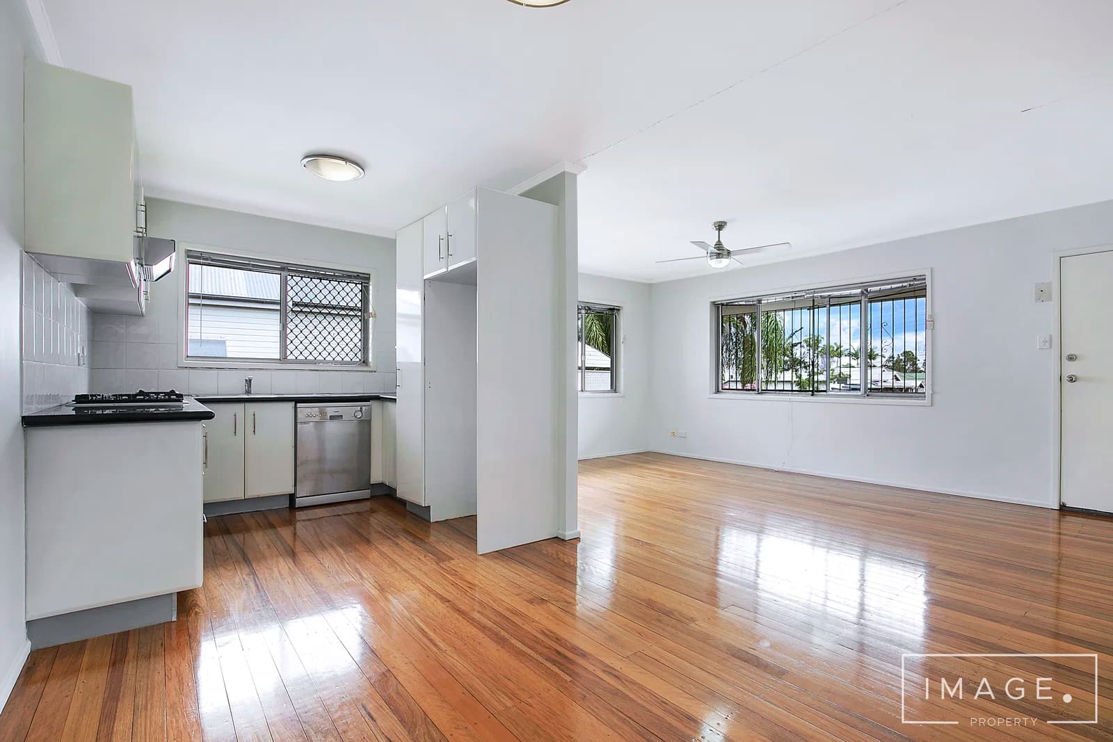 1/14 Biran Street, Coorparoo, QLD, 4151, Camp Hill - Thumbnail 2