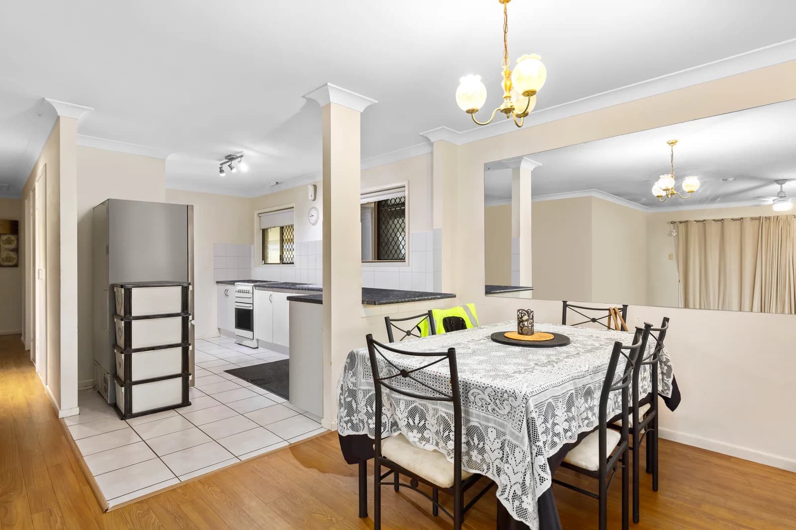 12 Sweetgum Street, Hillcrest, QLD, 4118, Hillcrest - Thumbnail 5