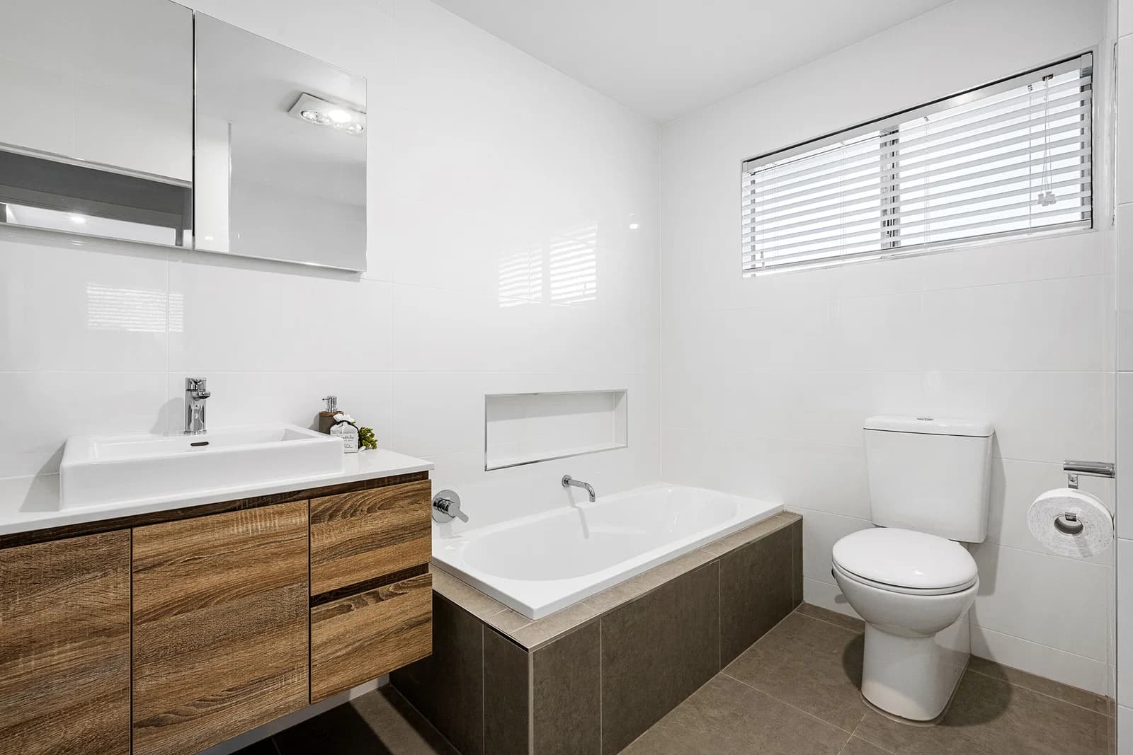 10 Palmer Parade Strathpine QLD 4500, Strathpine - Thumbnail 5