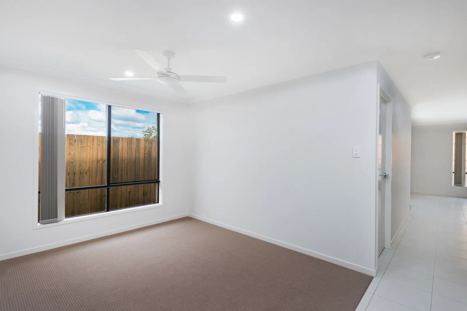 63 Stanicki Circuit, Bellbird Park, QLD, 4300, Bellbird Park - Thumbnail 4