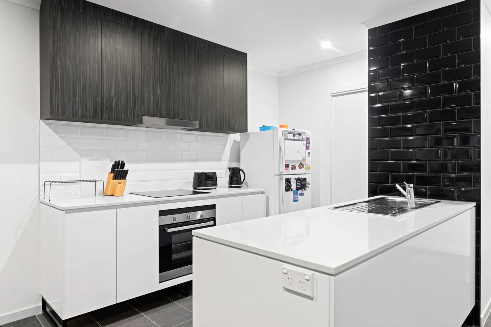 15/30 Jordan Street, Greenslopes, QLD, 4120, Greenslopes - Thumbnail 2
