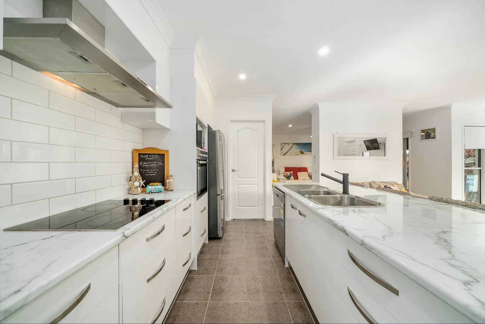 6 Picabeen Court, North Lakes, QLD, 4509, North Lakes - Thumbnail 7