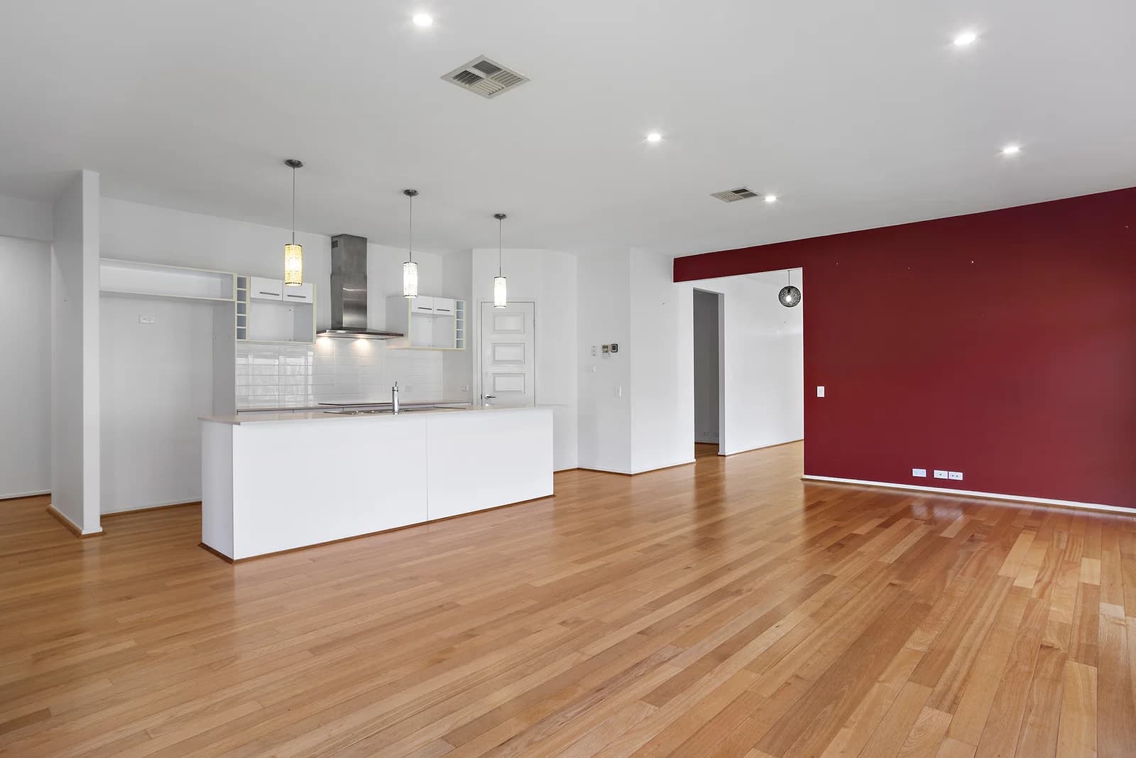 8 Peppermint Crescent, Sippy Downs, QLD, 4556, Sippy Downs - Thumbnail 2