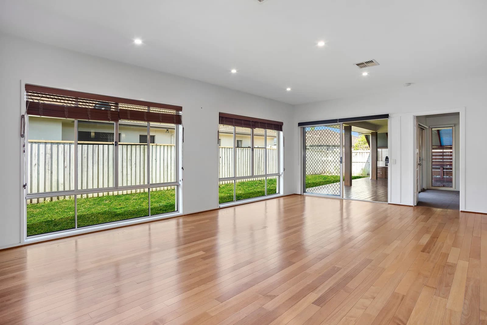8 Peppermint Crescent, Sippy Downs, QLD, 4556, Sippy Downs - Thumbnail 3